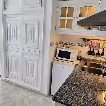 Loro Apartament *